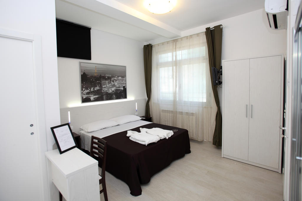 Orchidea Rooms & Suites Civitanova Marche Habitación foto