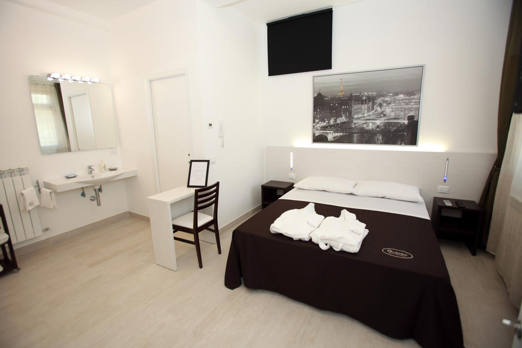 Orchidea Rooms & Suites Civitanova Marche Exterior foto